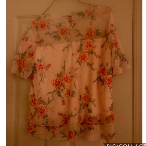 NWT NY Collection Ruffled Top - Picture 2 of 6